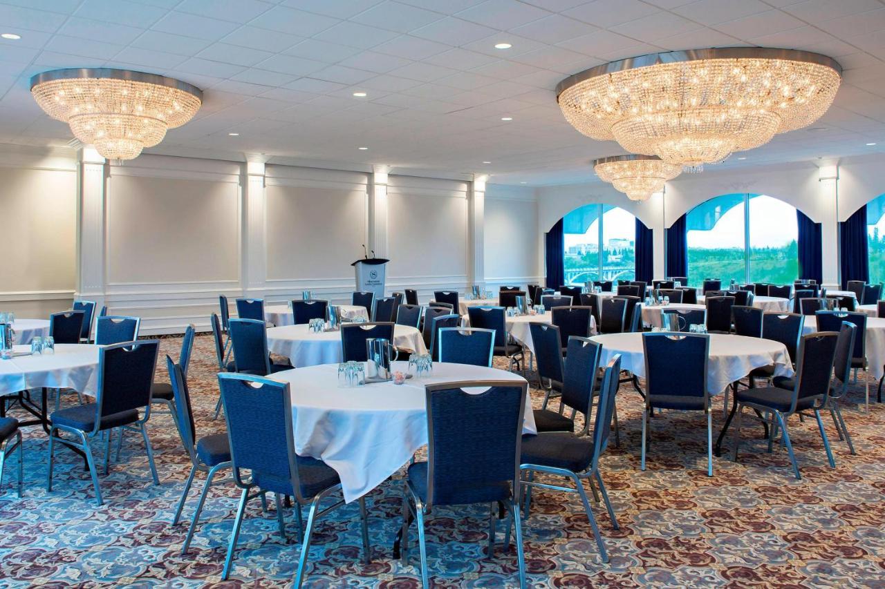Sheraton Cavalier Saskatoon Hotel Esterno foto
