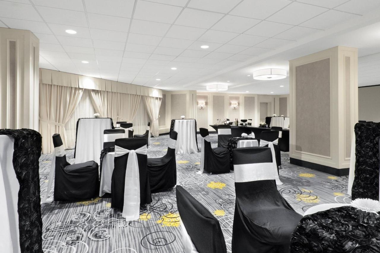 Sheraton Cavalier Saskatoon Hotel Esterno foto