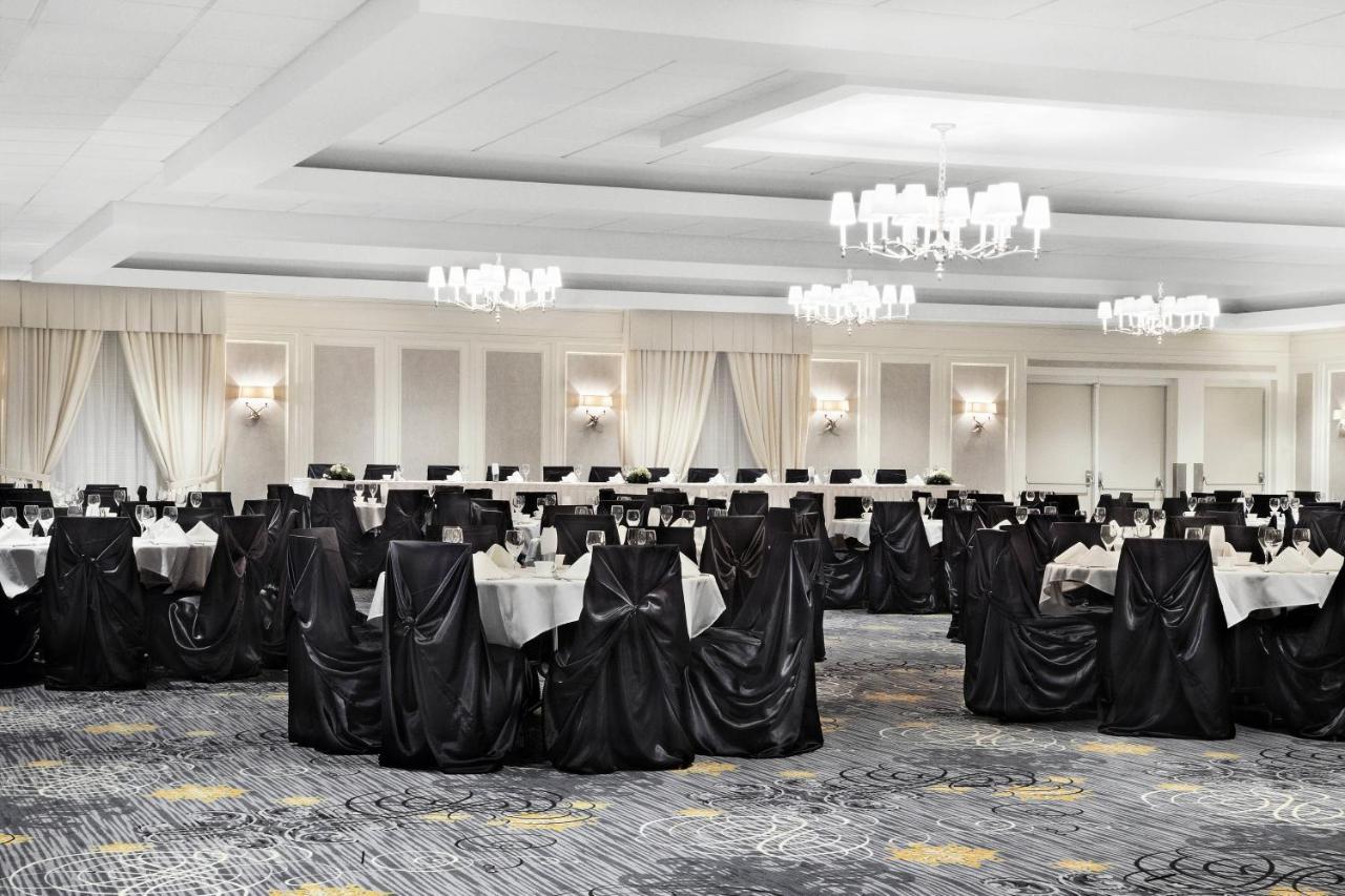 Sheraton Cavalier Saskatoon Hotel Esterno foto