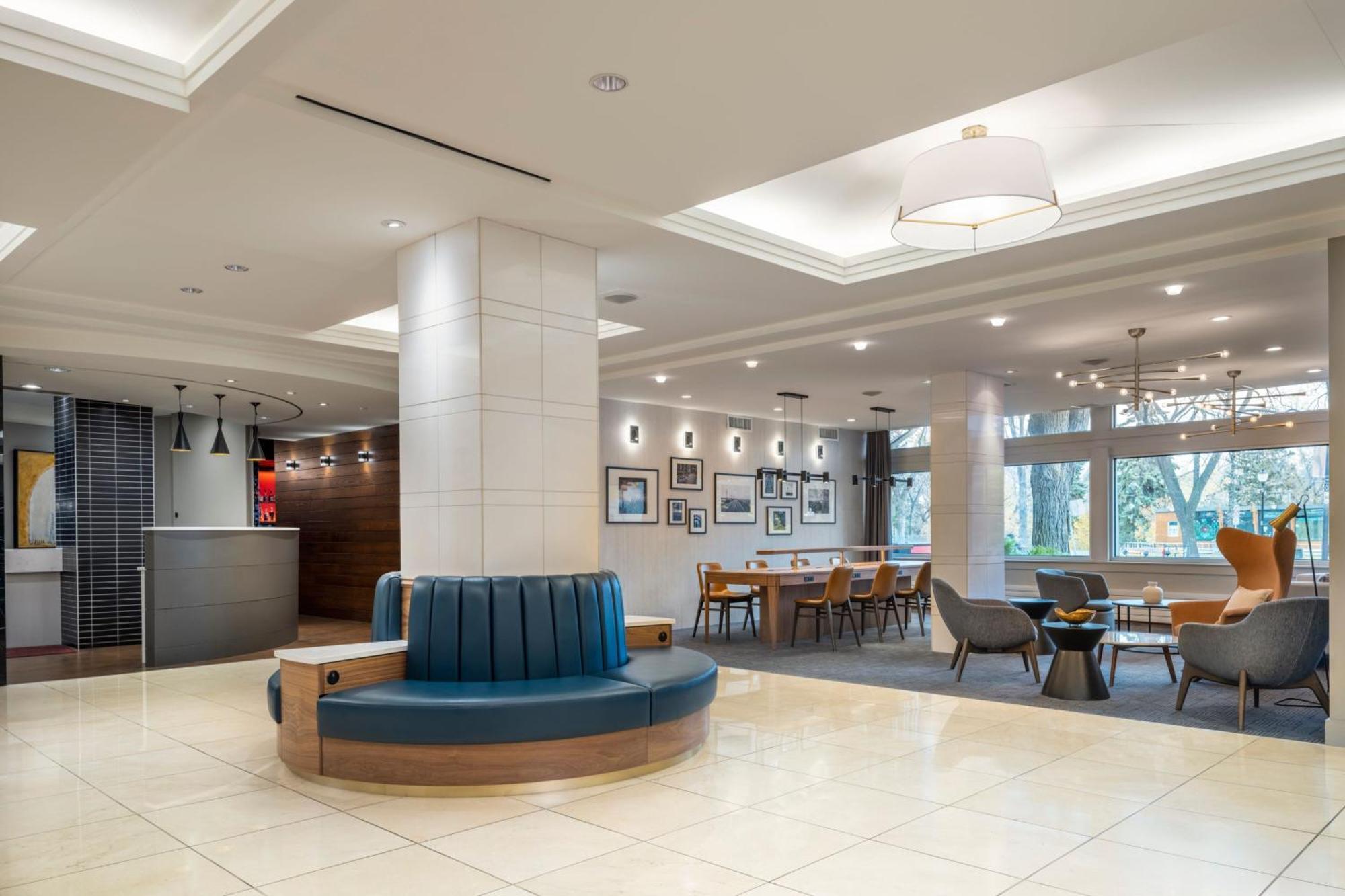 Sheraton Cavalier Saskatoon Hotel Esterno foto