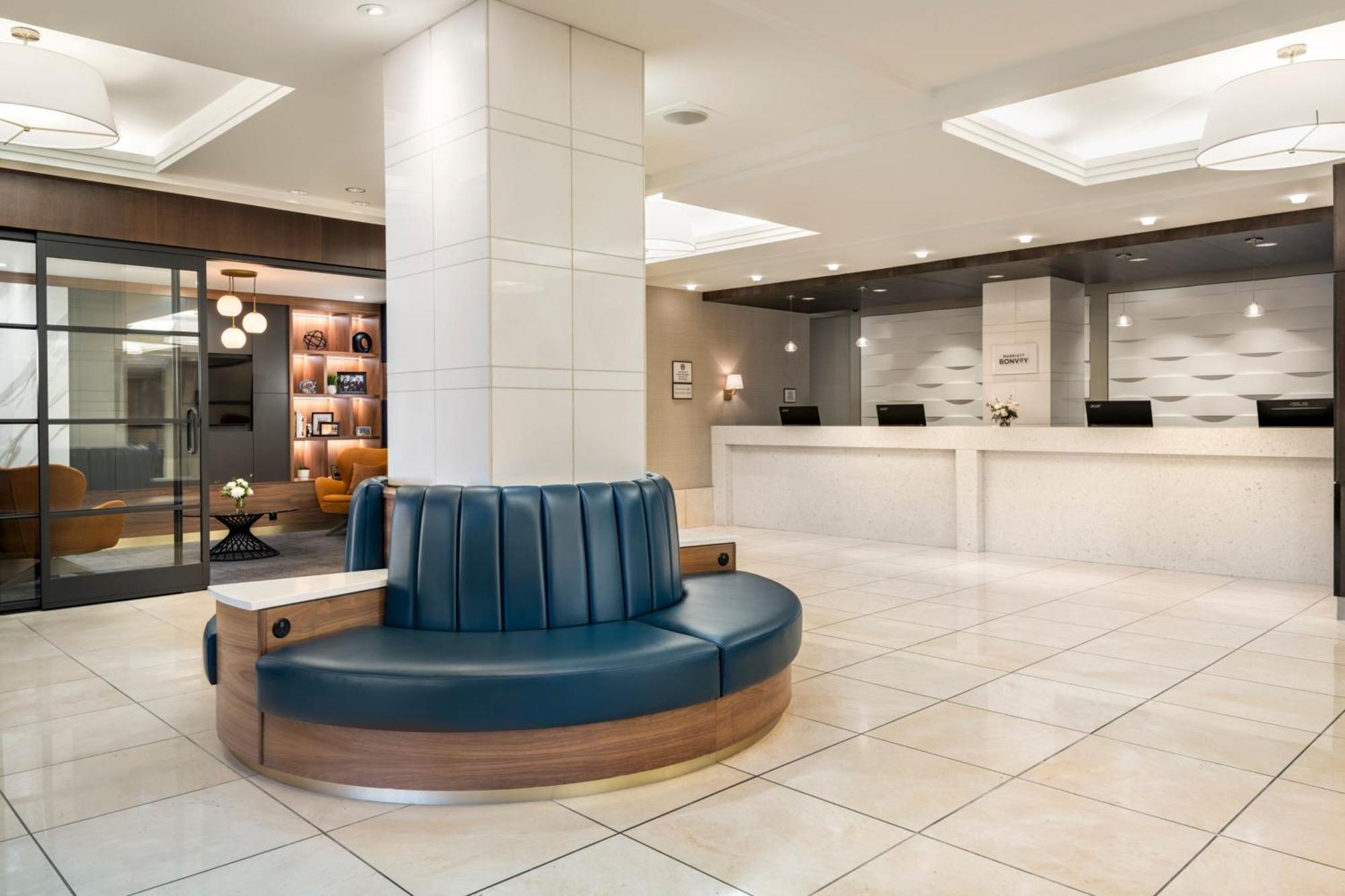 Sheraton Cavalier Saskatoon Hotel Esterno foto